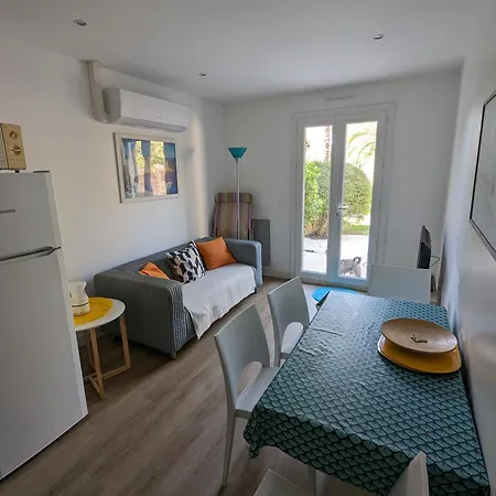 De La Palmeraie - Mas 3 Dans Propriete Privee Au Calme Avec Piscine Et Tennis
